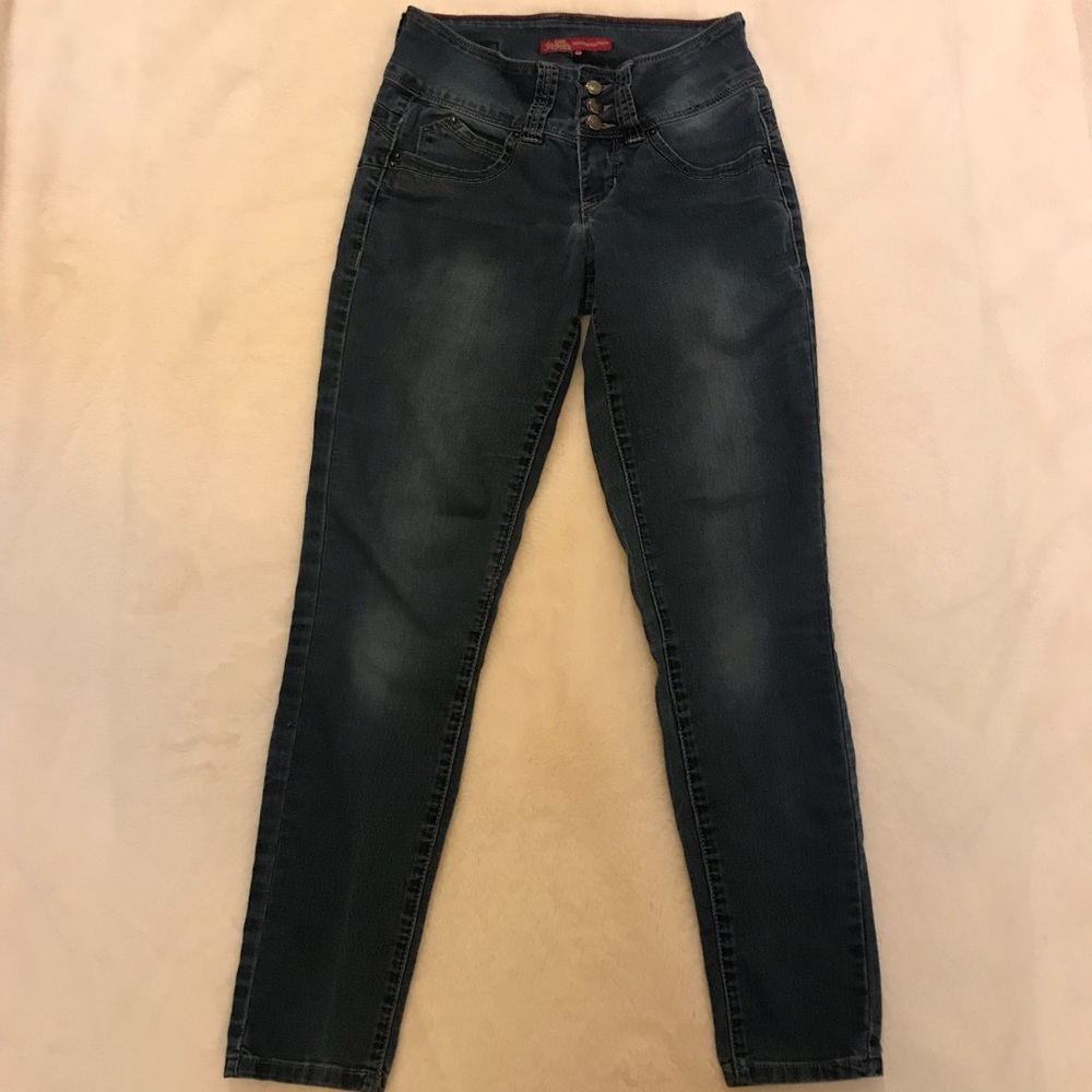 Royalty Wanna Betta Butt Jeans! Size 4P!
